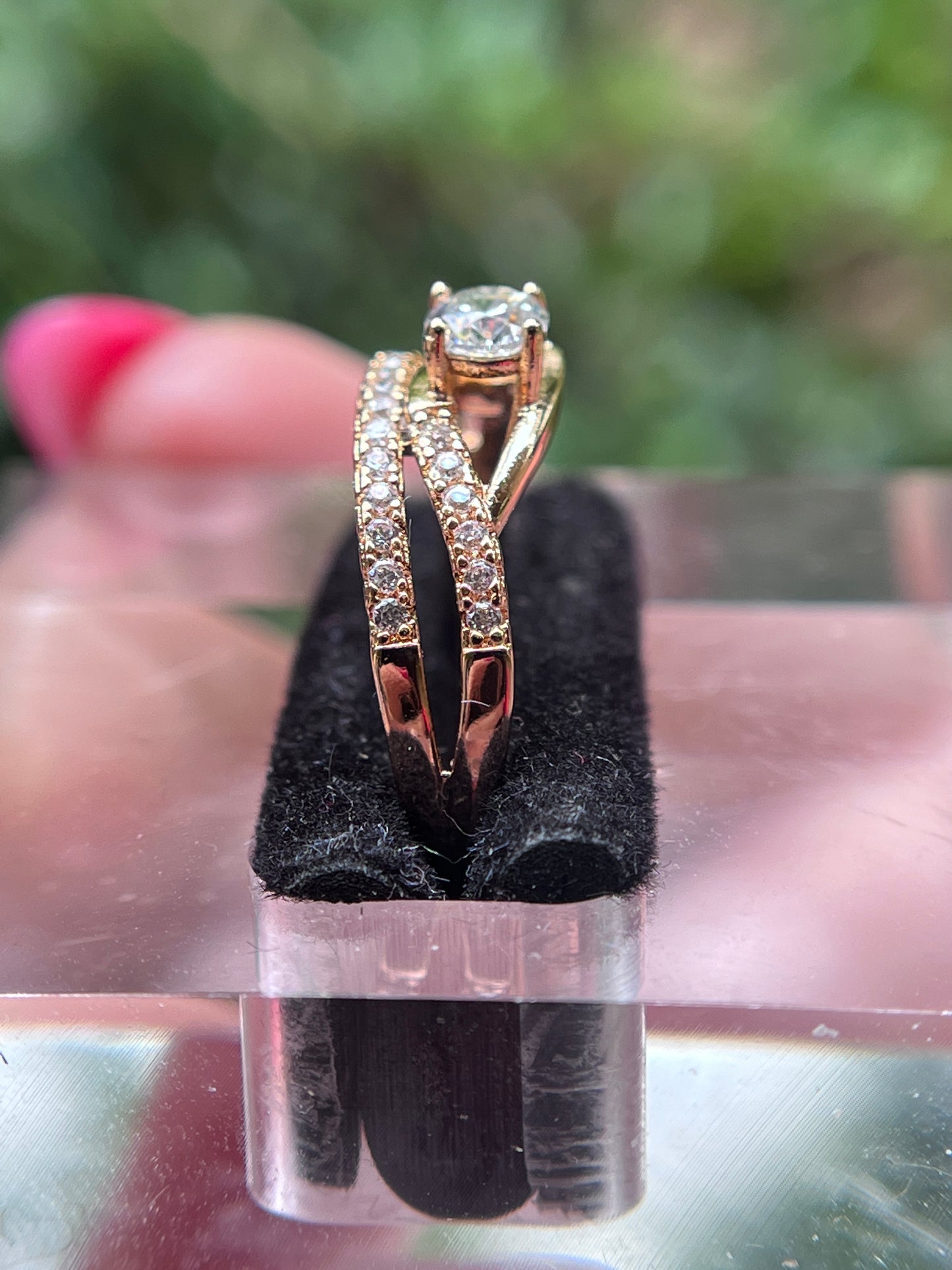 Jasmine Round Cut Diamond Ring 18k Gold filled