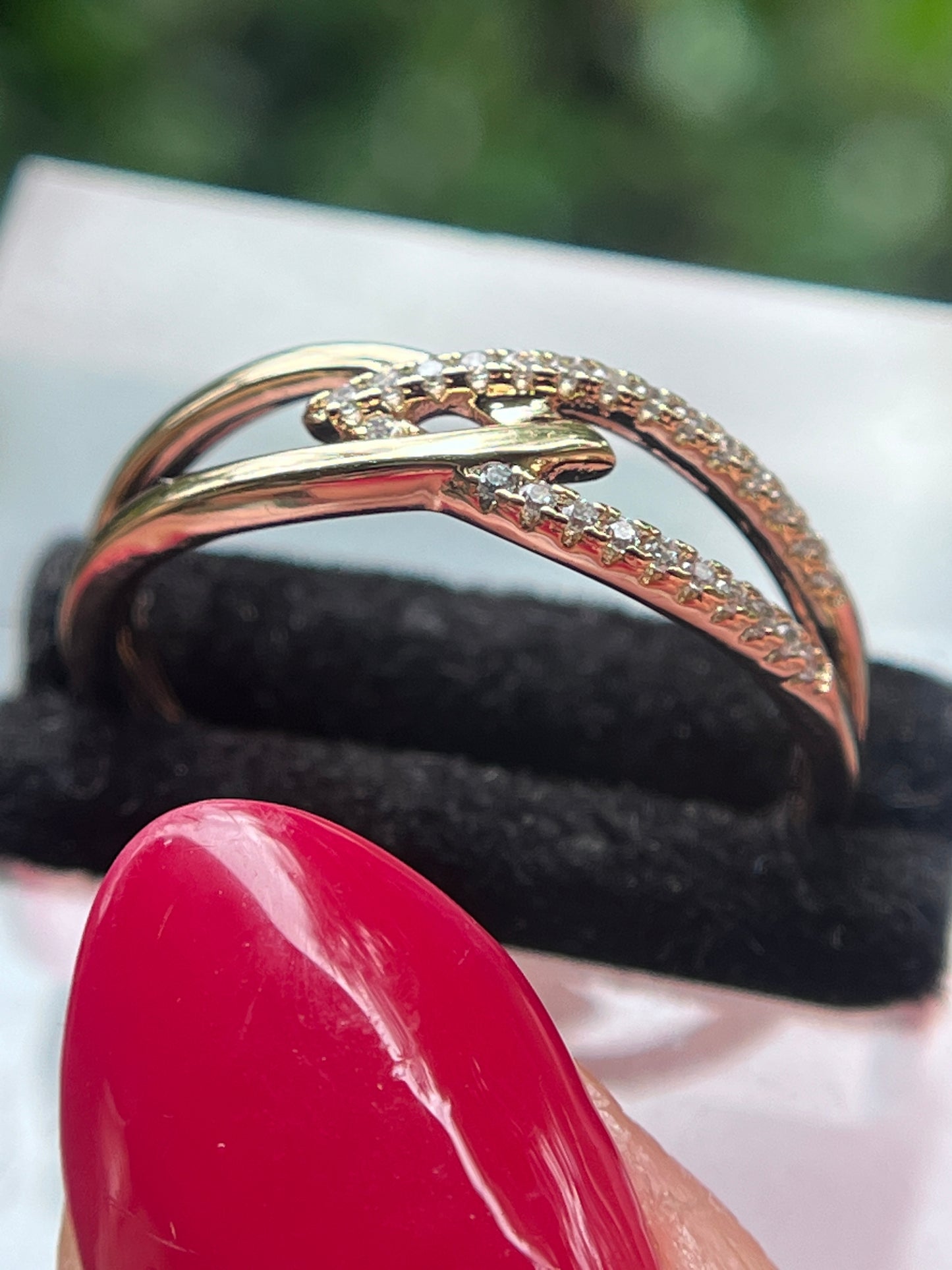 Classy Ring with White Rhinestones