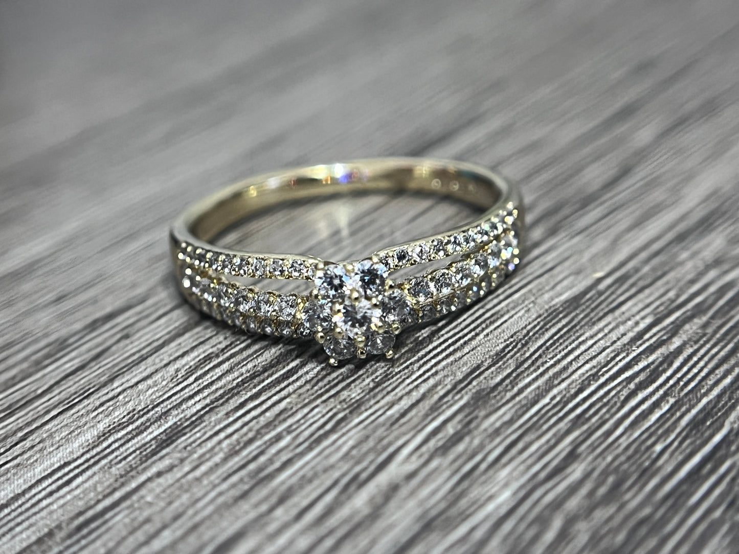Split Shank Round Diamond Ring 14k Gold Filled