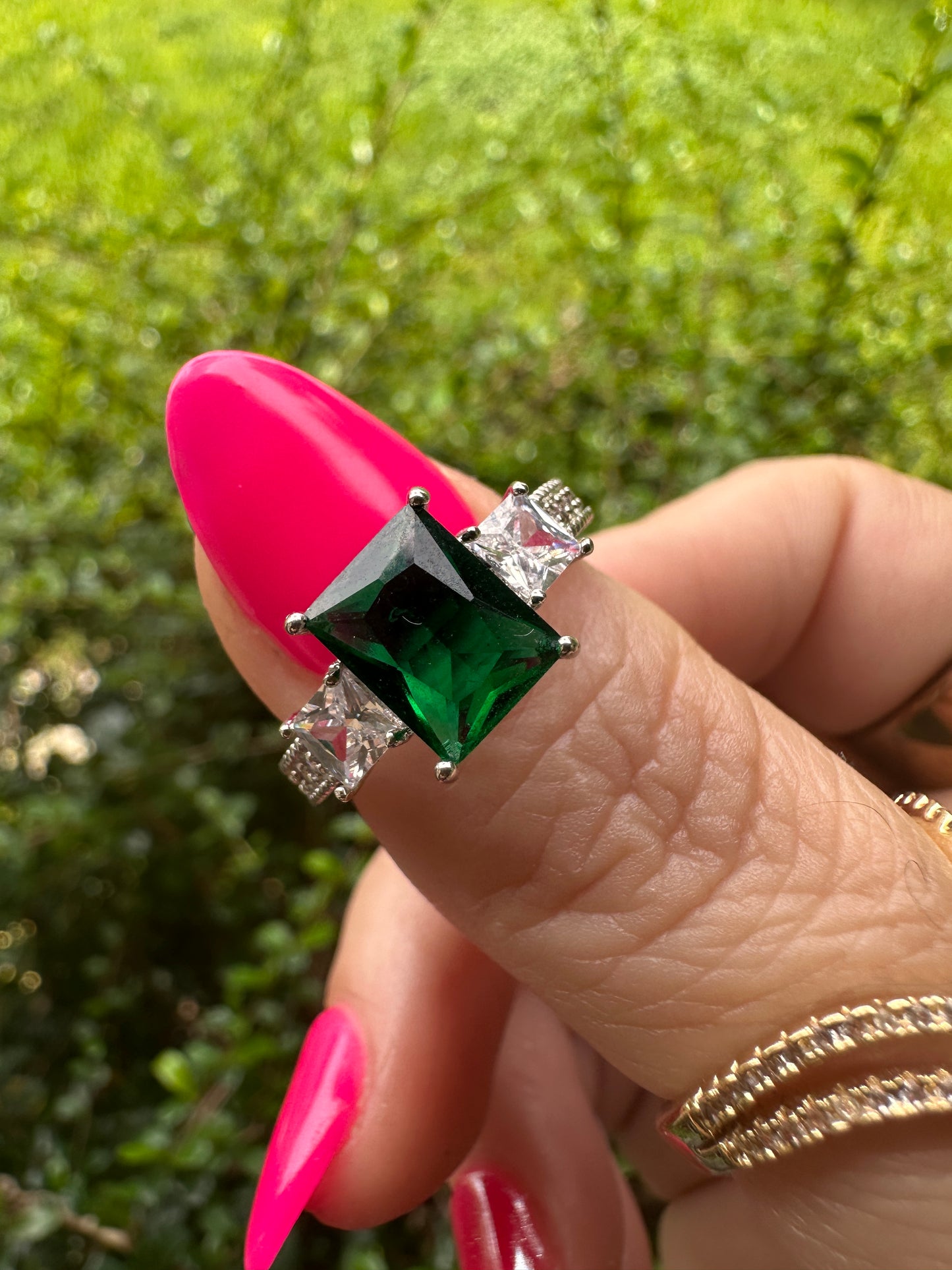 Emerald Green Three-Stone Statement Ring