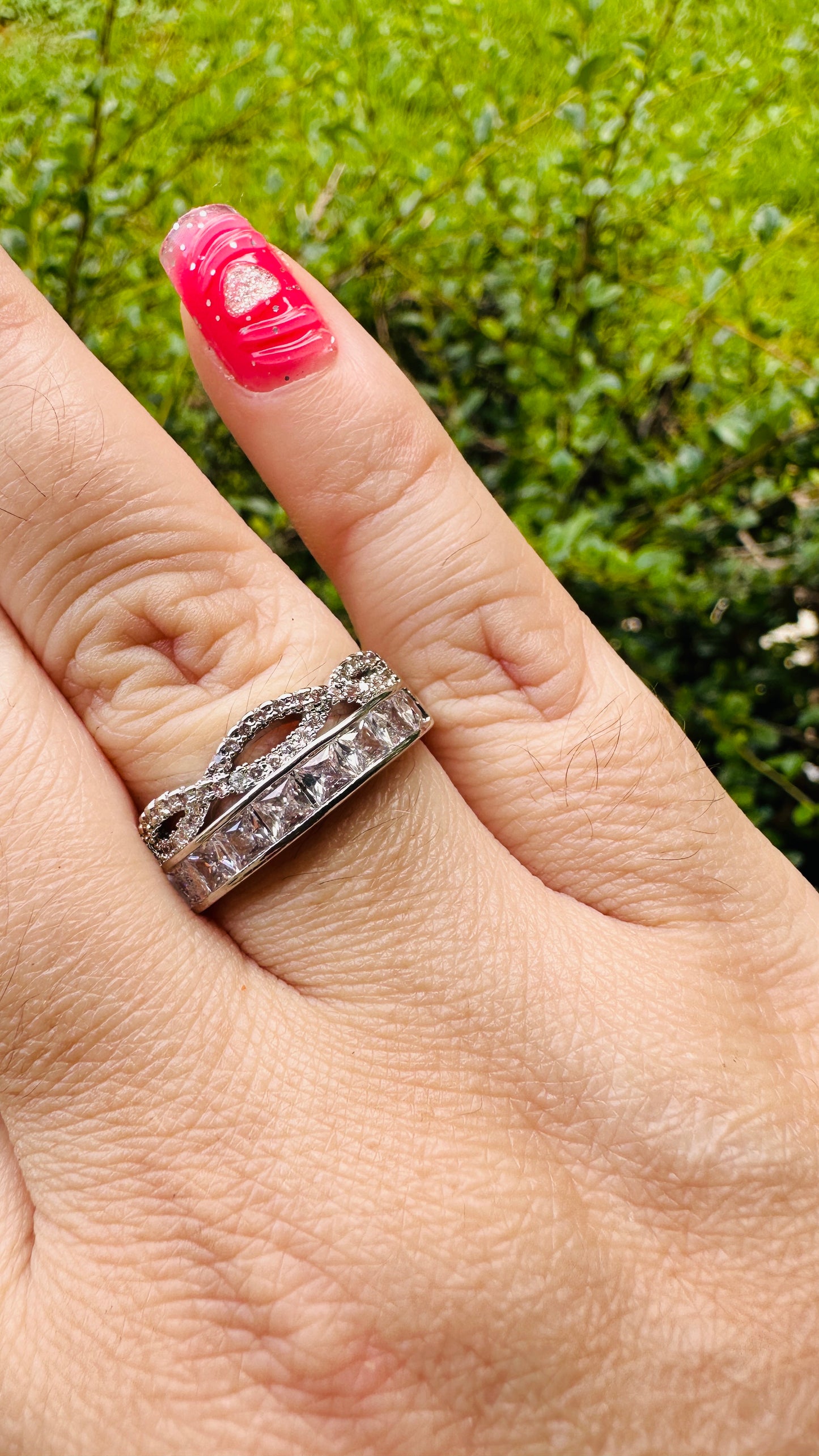 Elegant Timeless Band Ring Silver