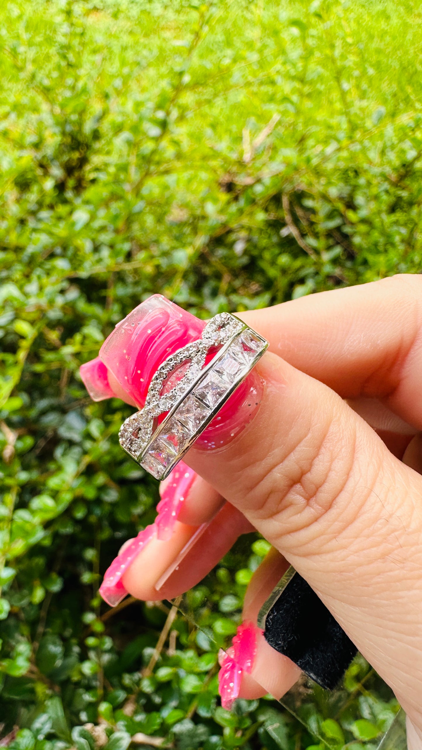 Elegant Timeless Band Ring Silver