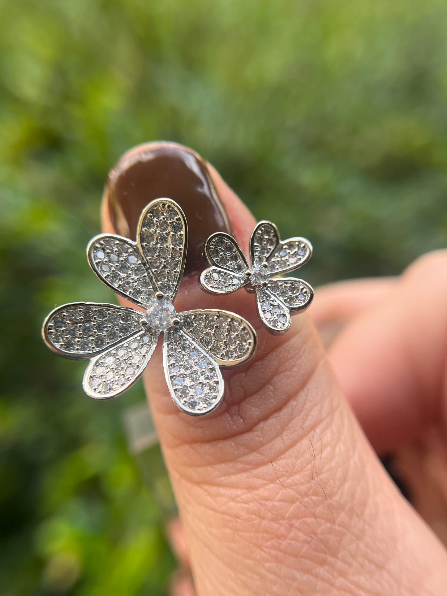 Double Clover Ring