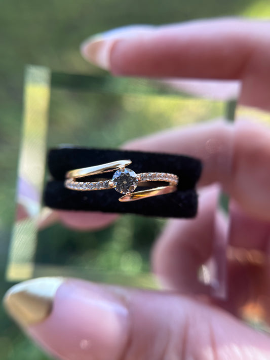 Tension Cut Round Diamond Ring