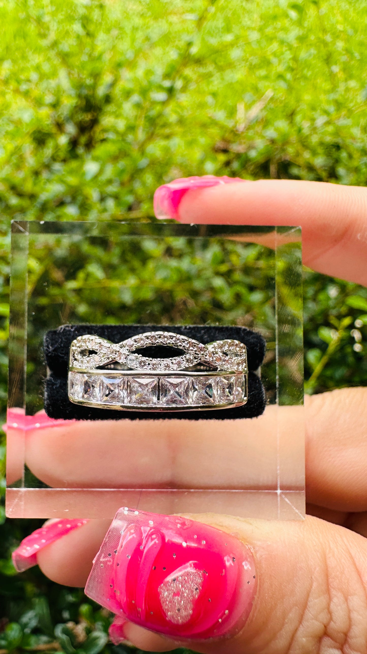 Elegant Timeless Band Ring Silver