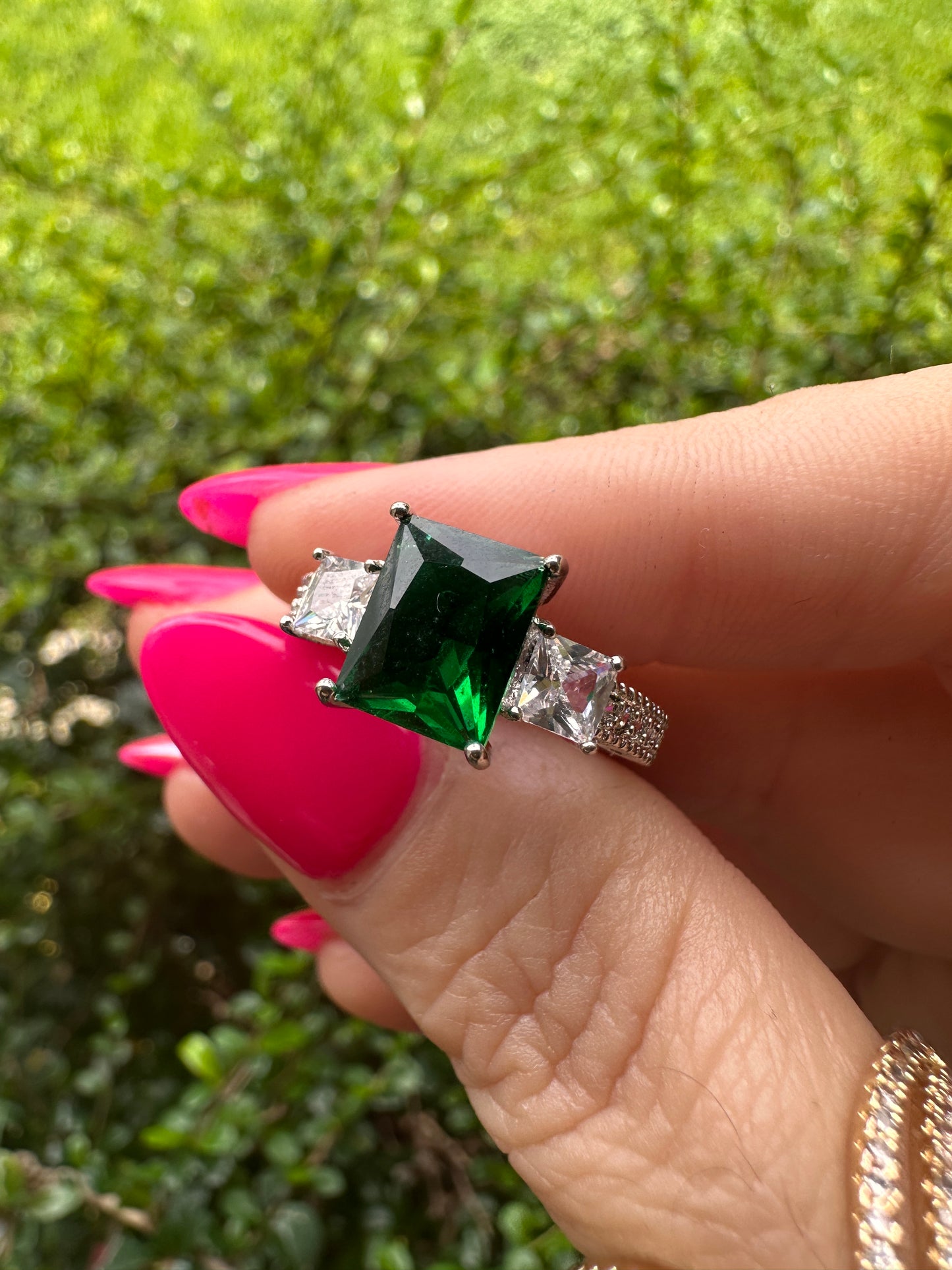 Emerald Green Three-Stone Statement Ring