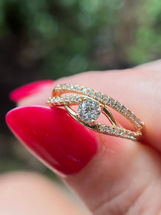 Jasmine Round Cut Diamond Ring 18k Gold filled
