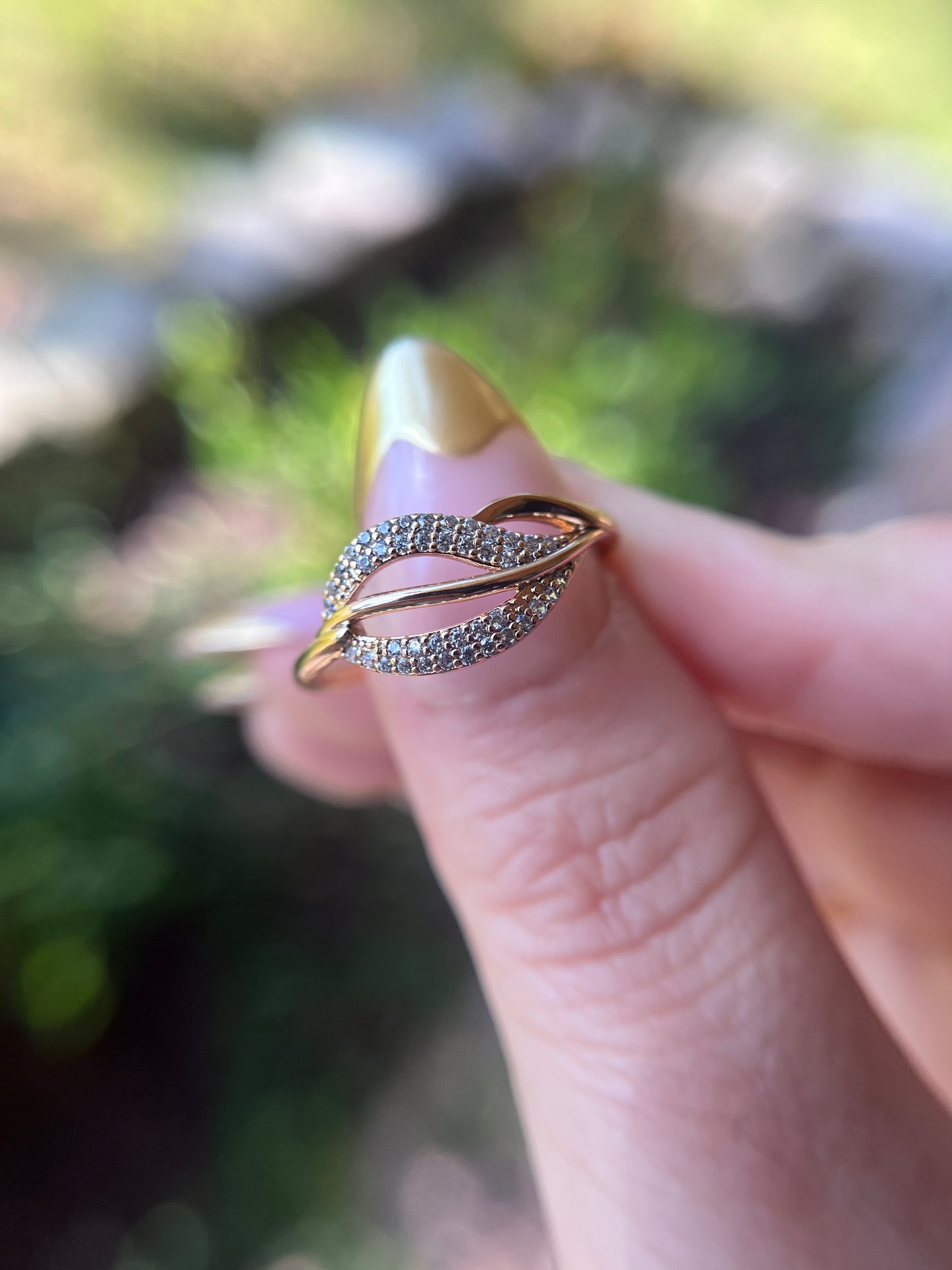 Reeds Diamond Ring