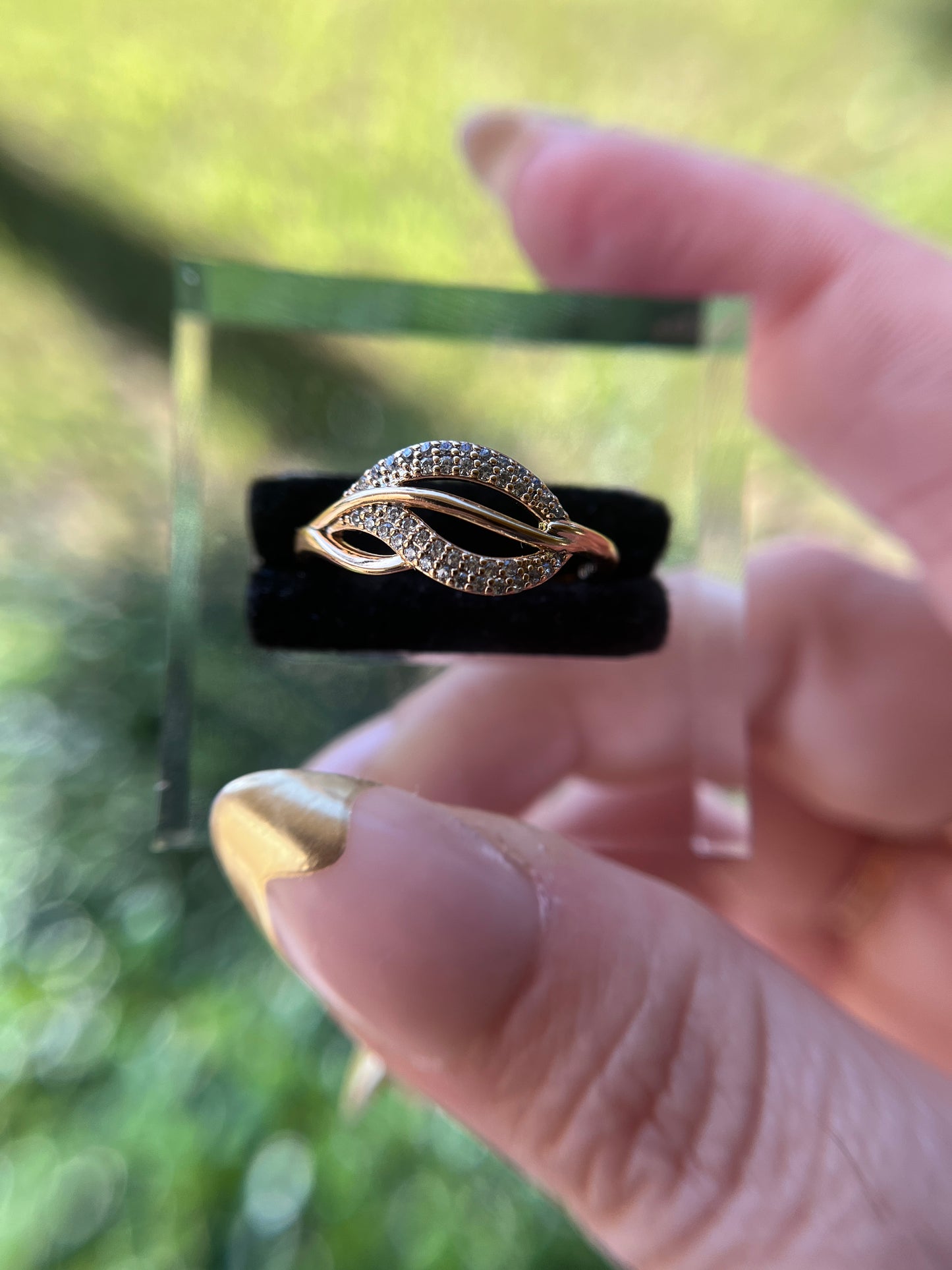 Reeds Diamond Ring