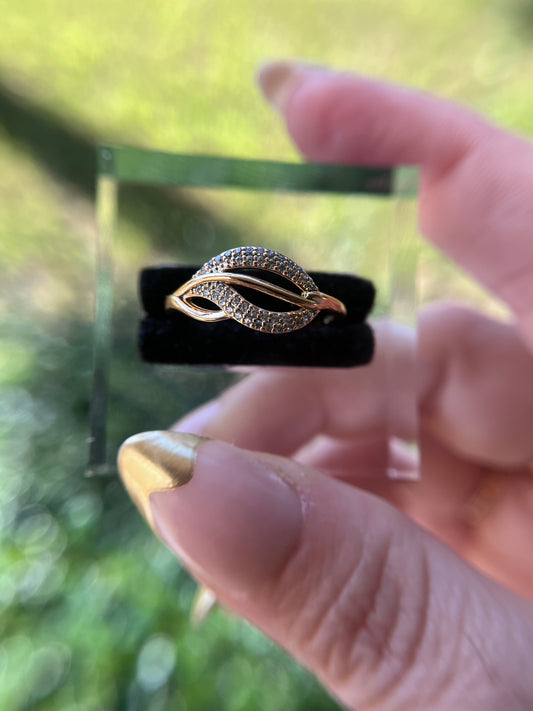 Reeds Diamond Ring