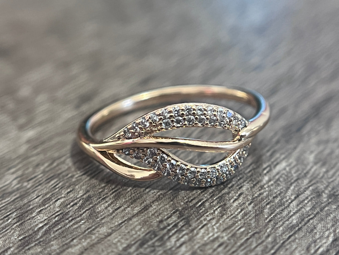 Reeds Diamond Ring