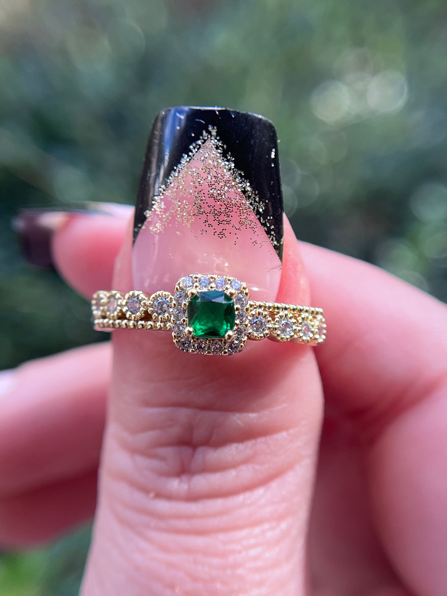 Emerald Green MAY Birthstone Ring